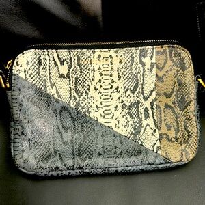 Marc By Marc Jacobs Black and Cream Crossbody Bag